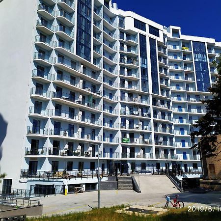 Миконос 2 Apartment Odesa Exterior photo